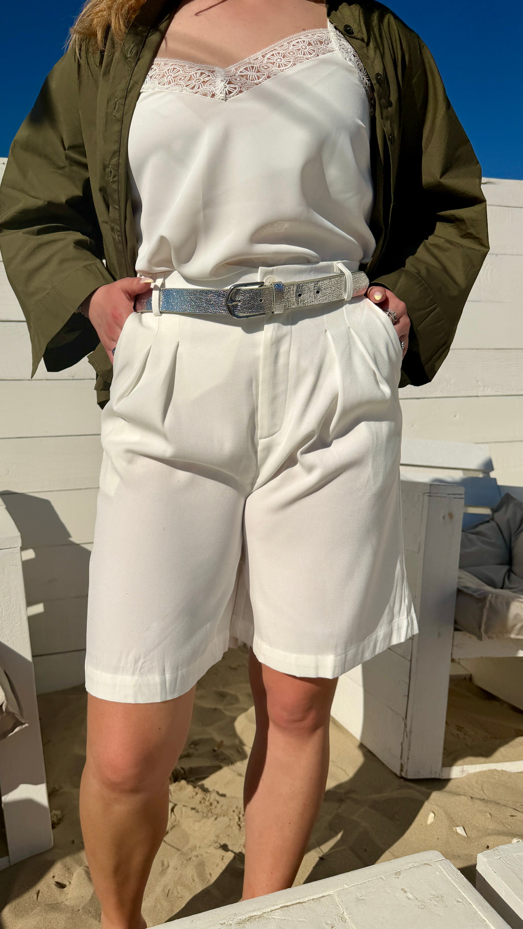 BERMUDA À PINCES BLANC - ANNE
