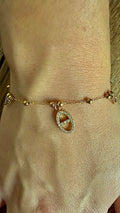 BRACELET CHAÎNE À BILLES DORÉ PENDENTIF MAILLE MARINE STRASS - ÉGLANTINE