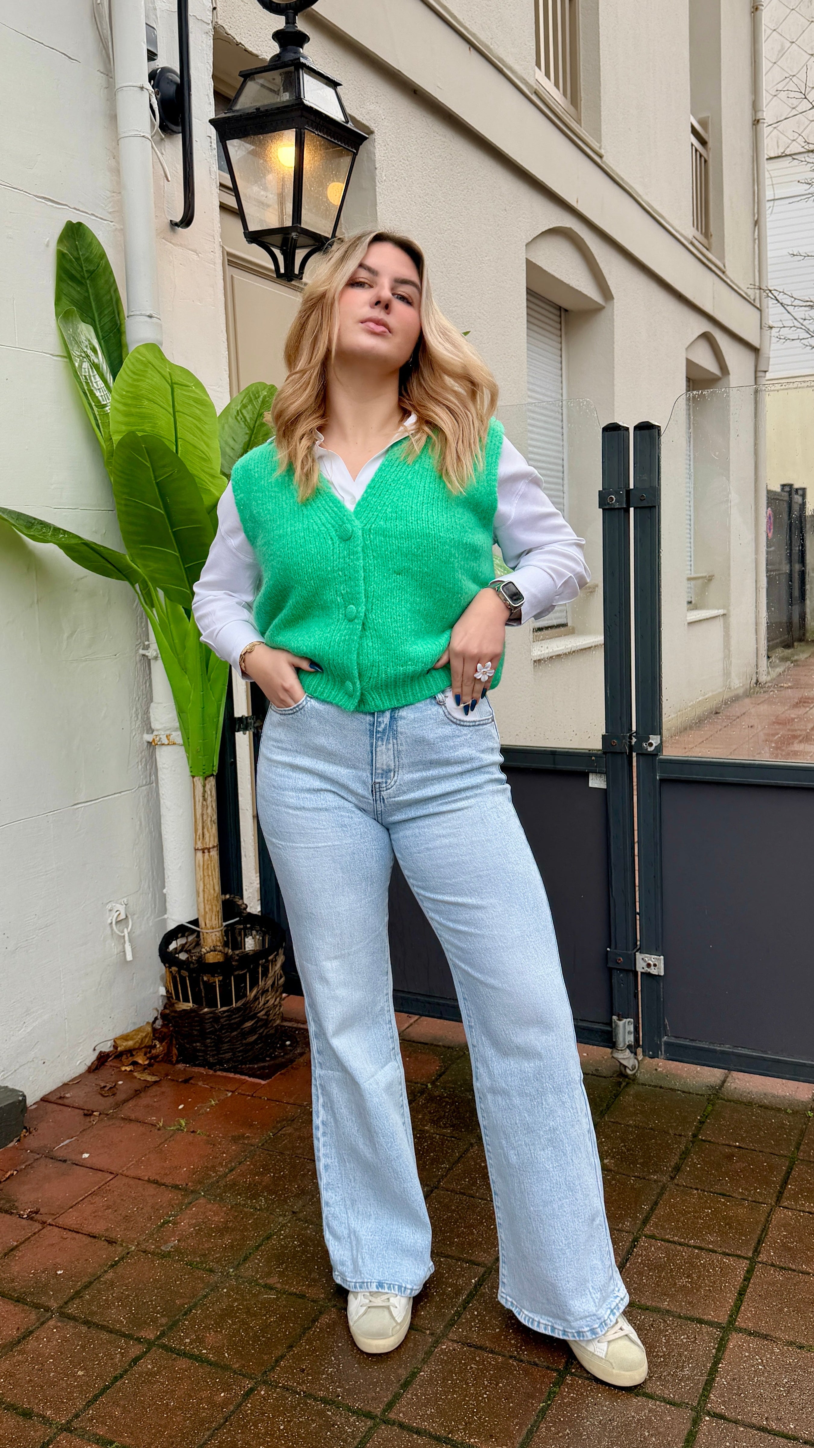 PULL SANS MANCHE VERT- MAÉ