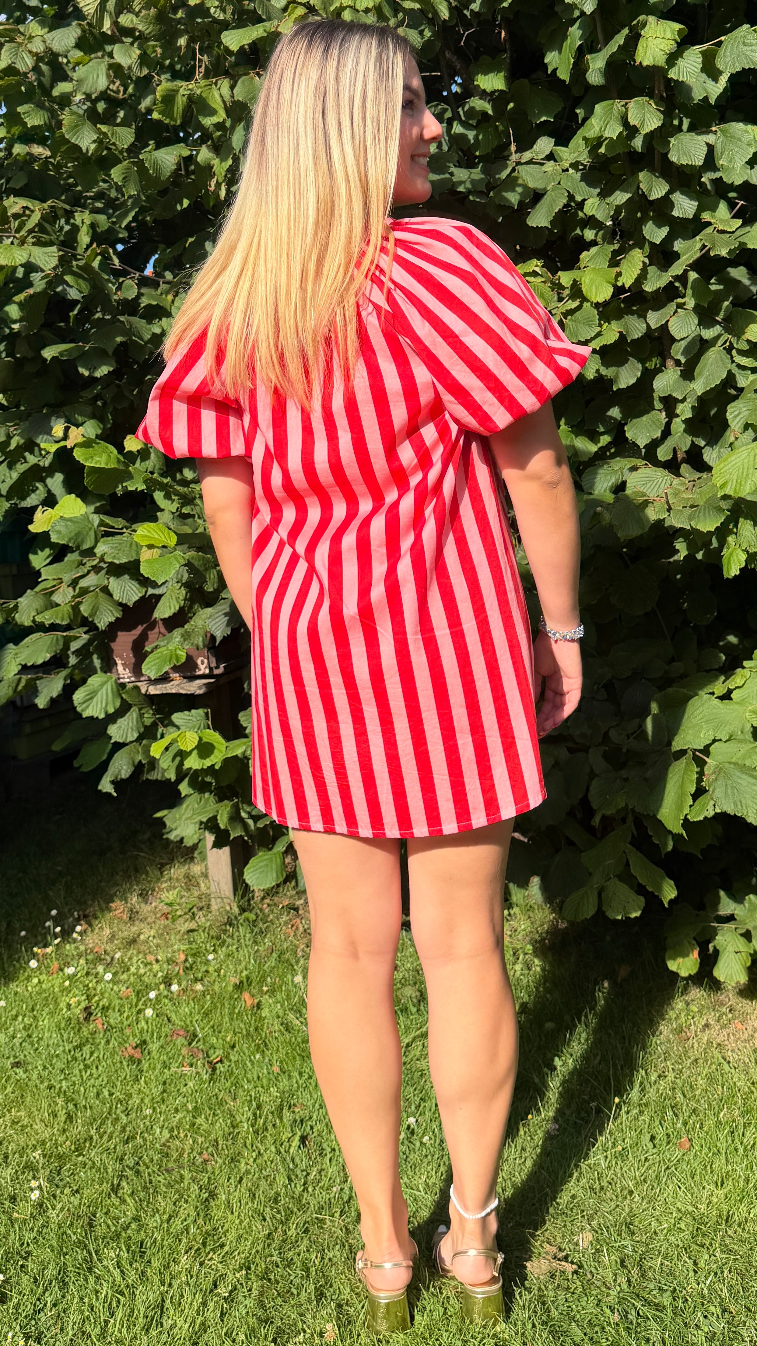 ROBE À MANCHES BOUFFANTES ROSE/ROUGE- BIANCA