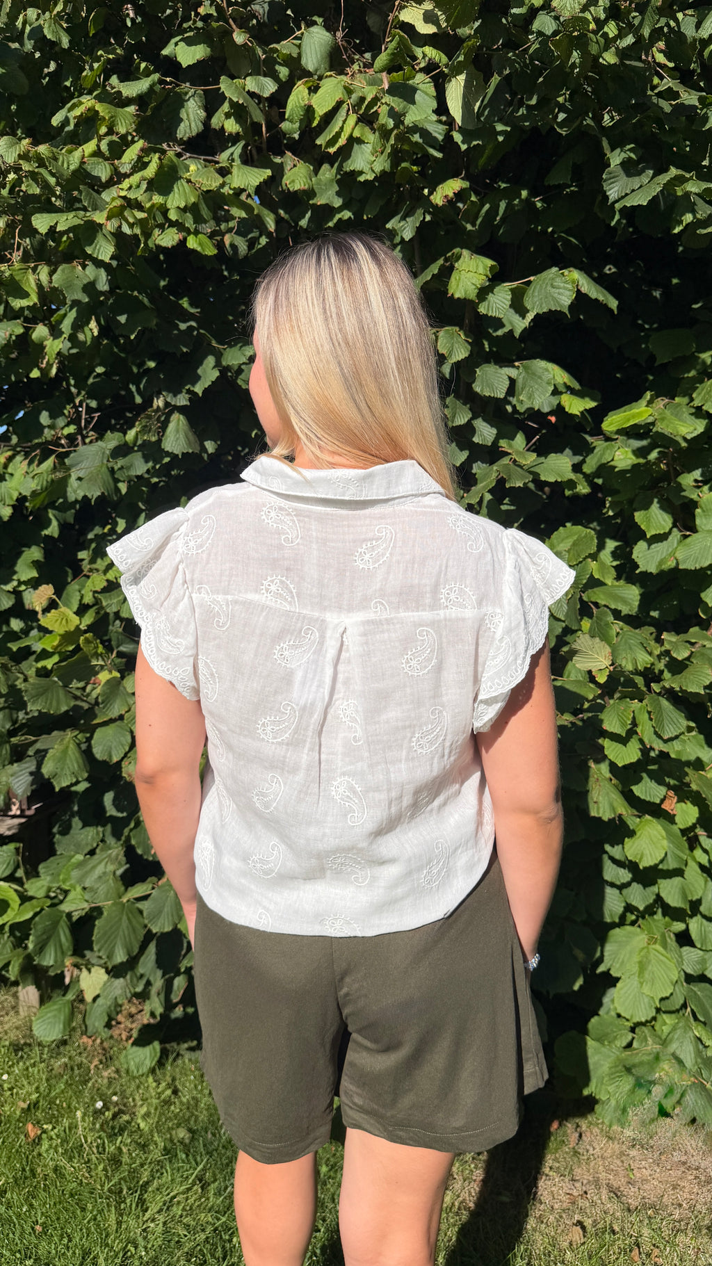 BLOUSE À MOTIFS BLANCS - INÉS