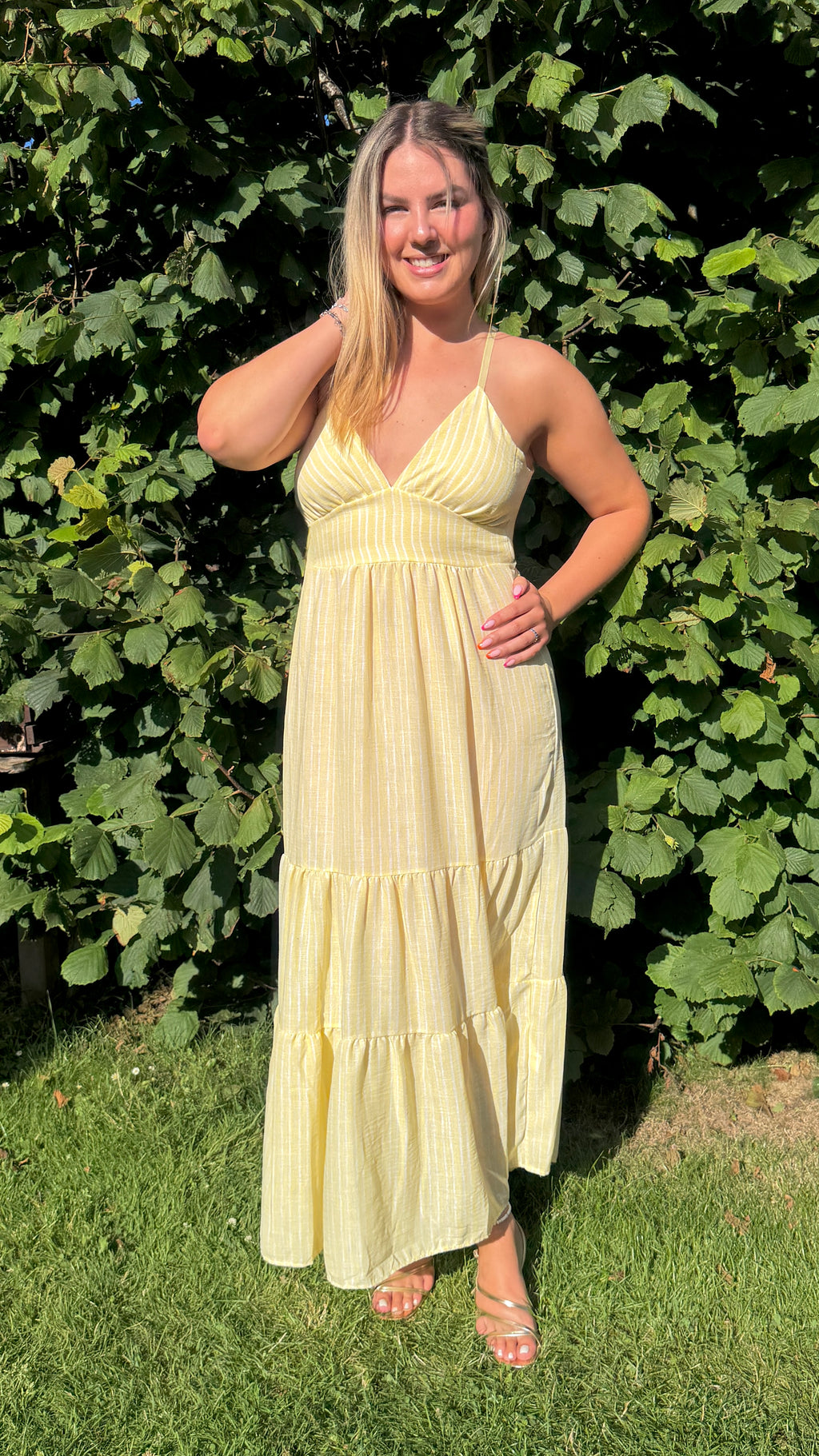 ROBE LONGUE DOS NU RAYÉE JAUNE/BLANC - ÉLIA