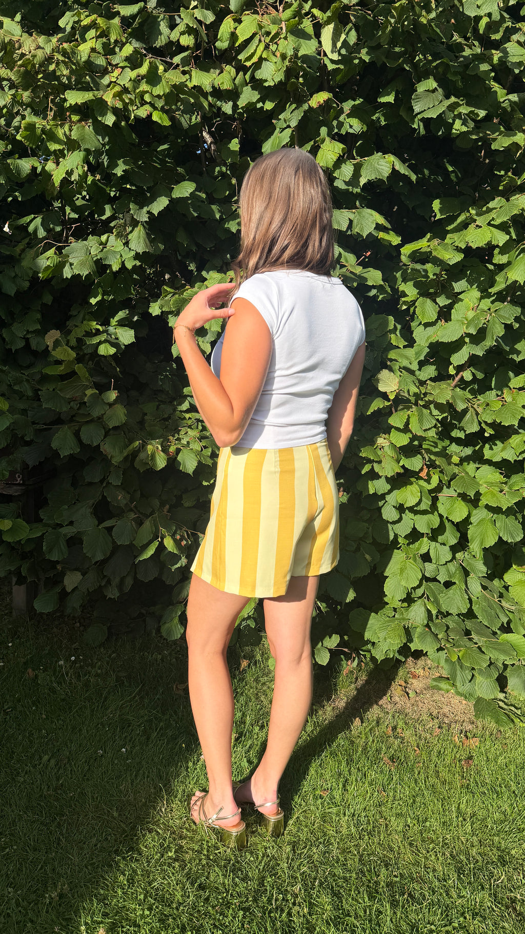 JUPE-SHORT À RAYURES JAUNE - ADÈLE